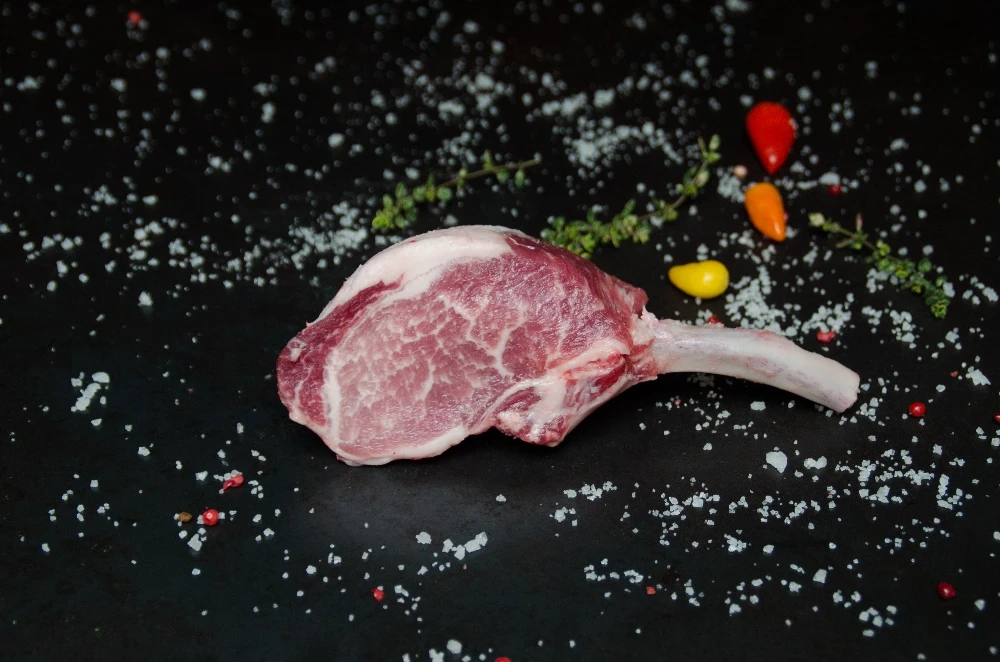 Mangalica kare krona steak