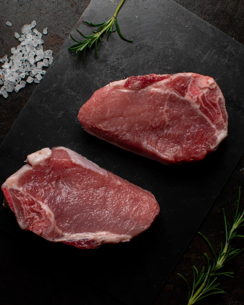 Mangalica kare s kostjo steak